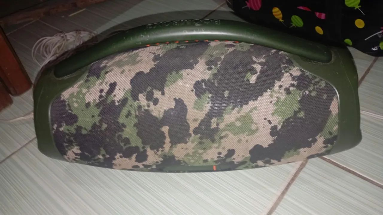 Vendo JBL boombox  - Foto 2