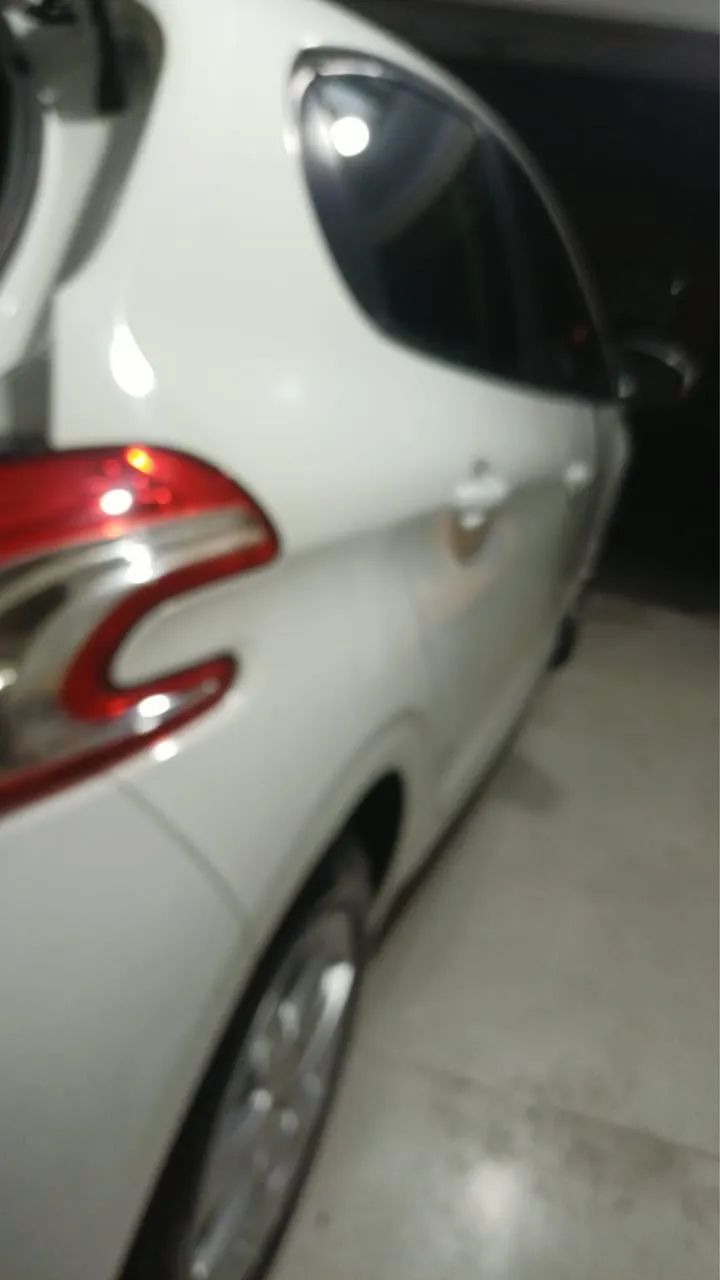 Peugeot 208 Active/active Pack 1.5 Flex 8V 5P 2015 - Foto 10