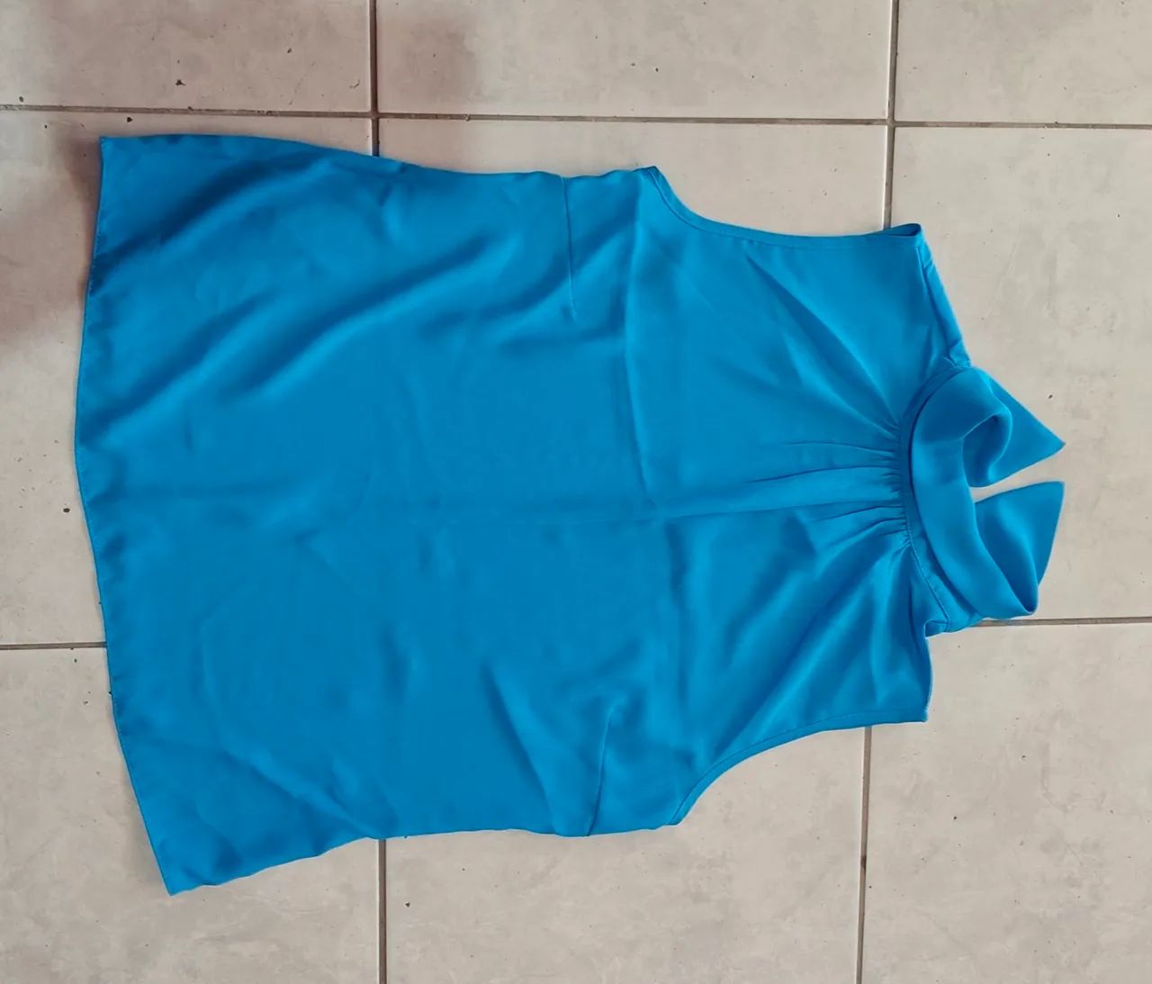 Blusa feminina azul - Foto 2