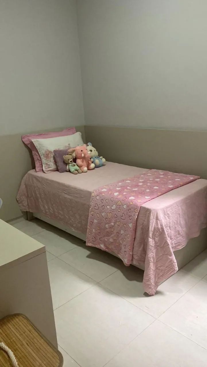Cama de solteiro com auxiliar 