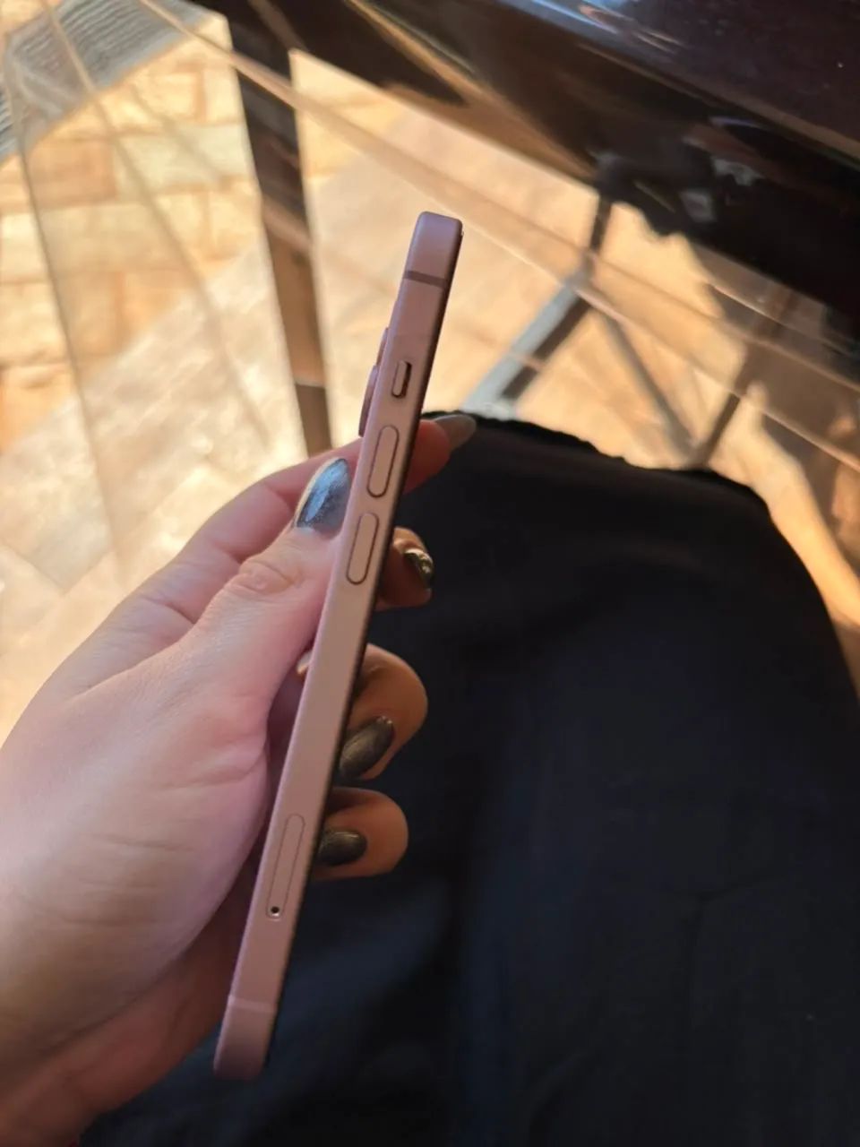 Iphone 15 128GB SEMINOVO - Foto 2