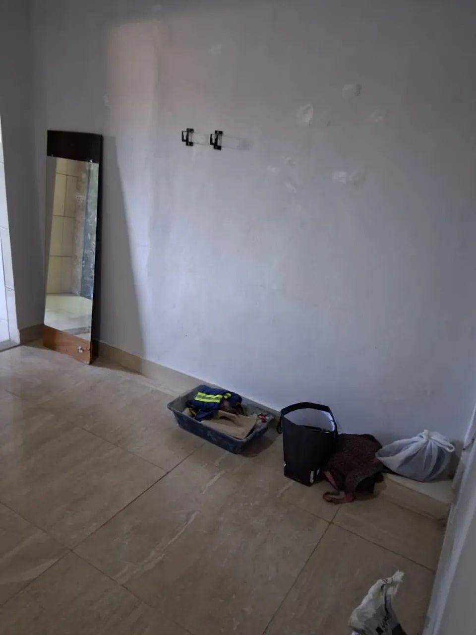 Aluguel de casa, obs: não tem garagem!!! - Foto 4