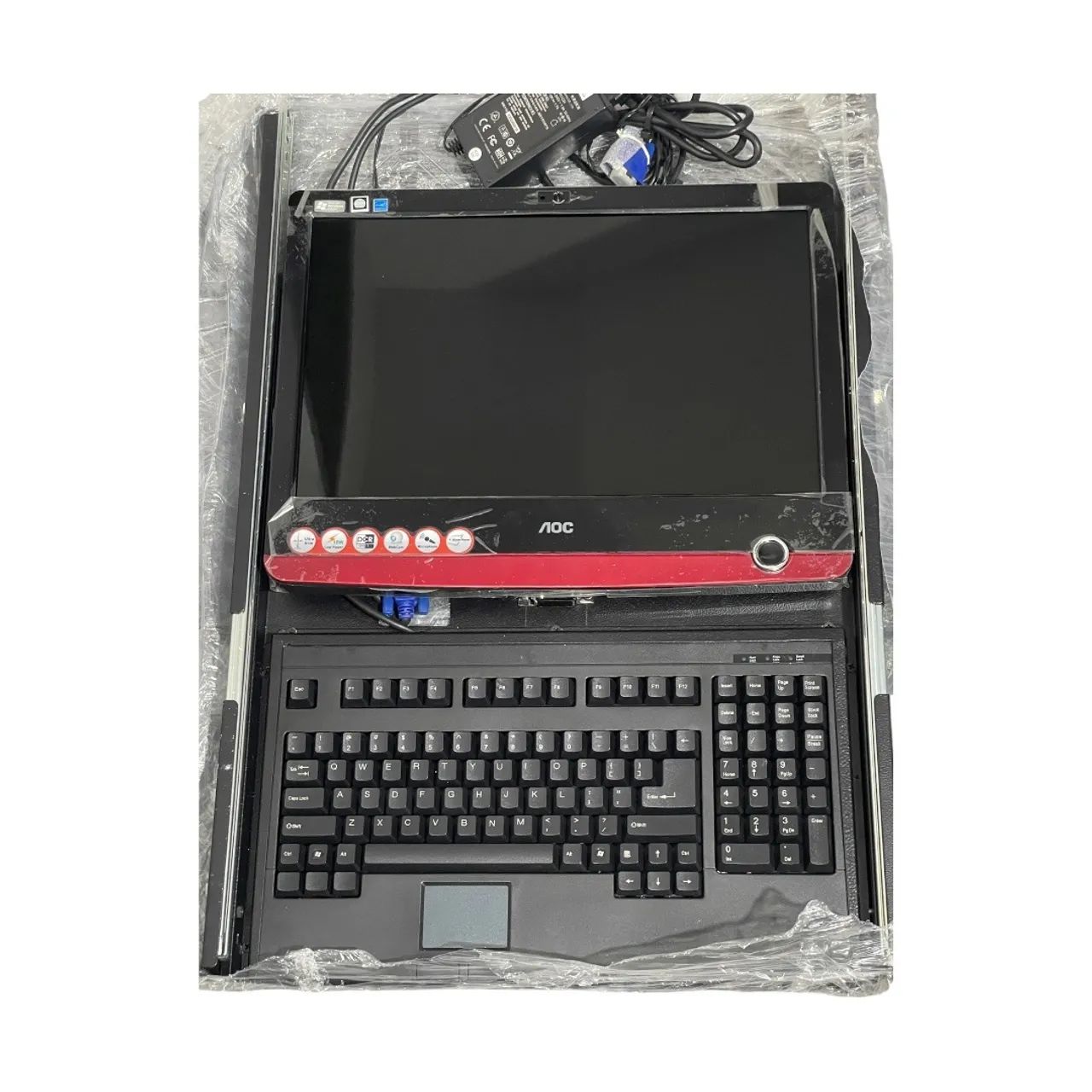 Console KVM Rack 19 com Monitor AOC + Teclado