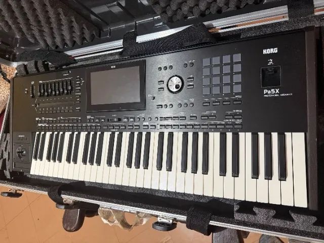 Teclado Korg PA5X - Novo (Nunca Usado) com Hard Case - Foto 5