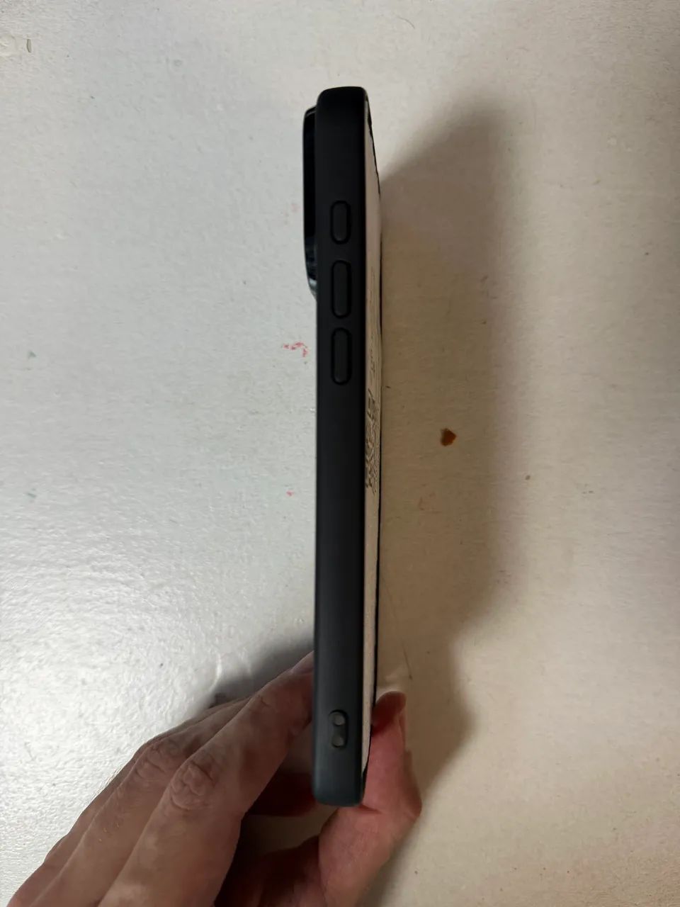 capa/case preta básica minimalista 17 pro max  - Foto 5