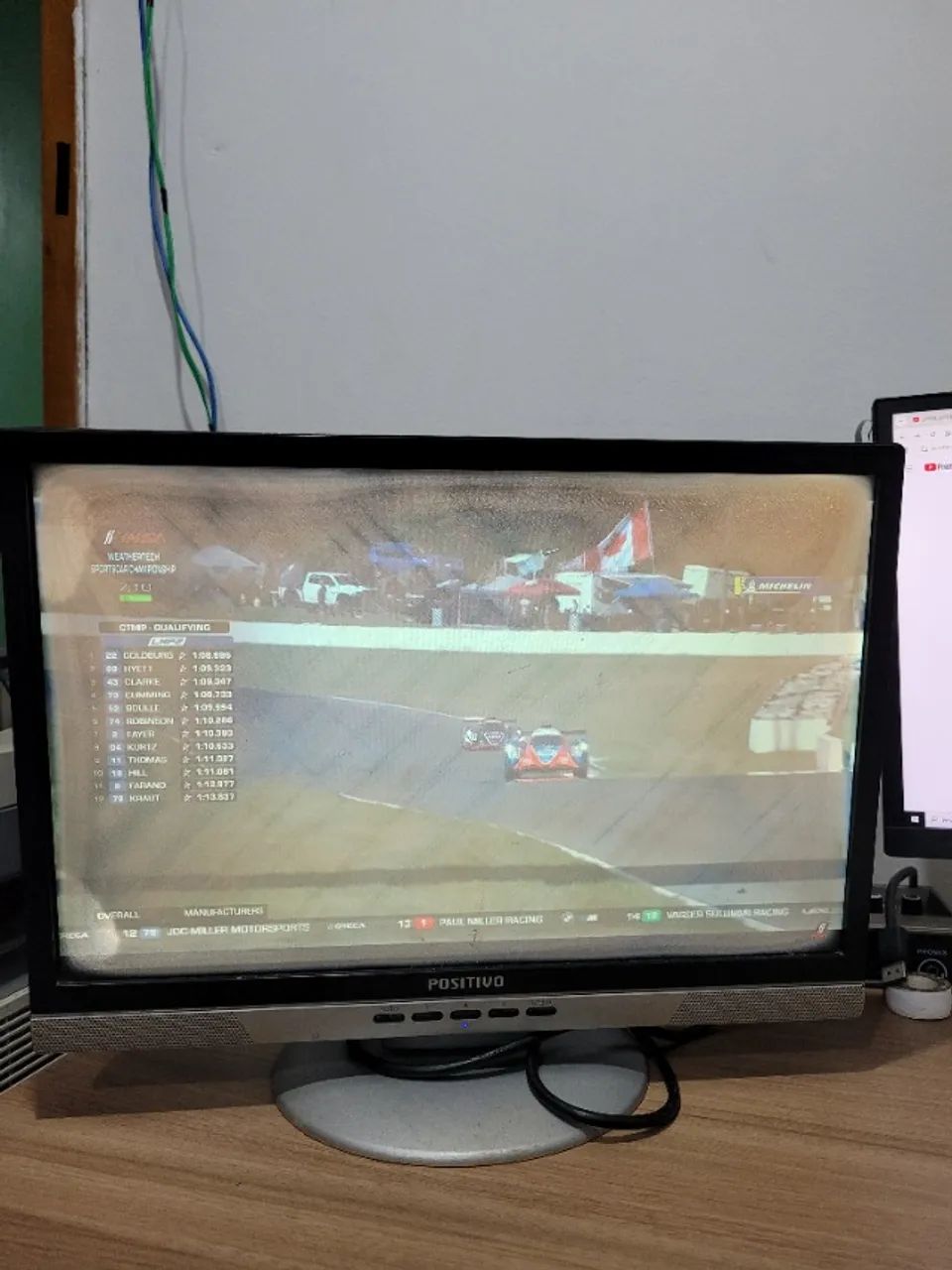 Monitor POSITIVO 19' TFT19W8oPSA