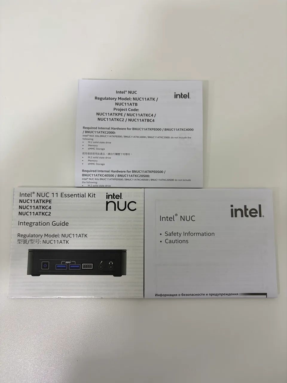 Intel NUC 11 Essential Mini PC  - Foto 4