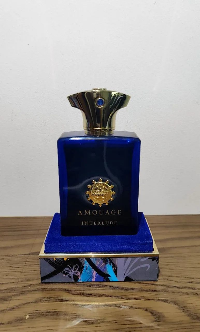 AMOUAGUE INTERLUDE MAN ( ORIGINAL ) 98% DE PERFUME NO FRASCO .