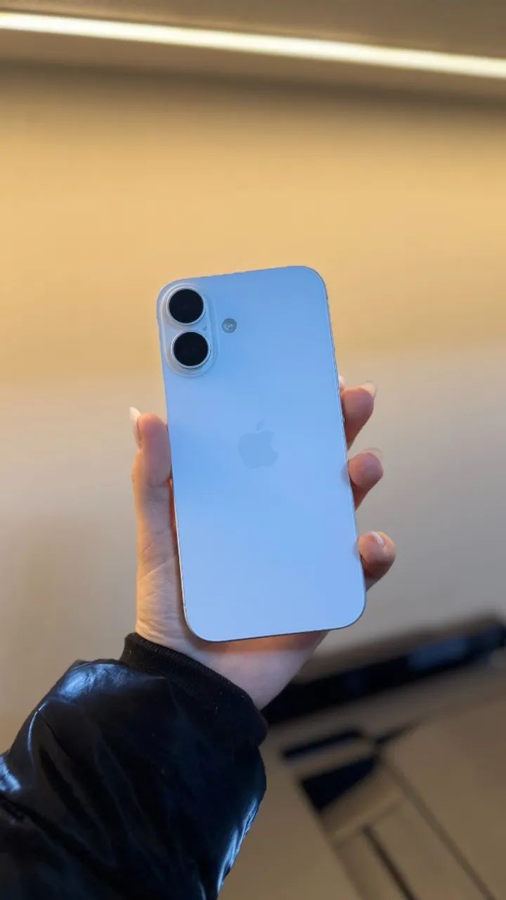 iPhone 16 128GB Silve - Foto 2