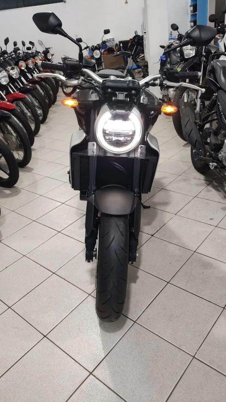 CB 1000R 2021 - Foto 4