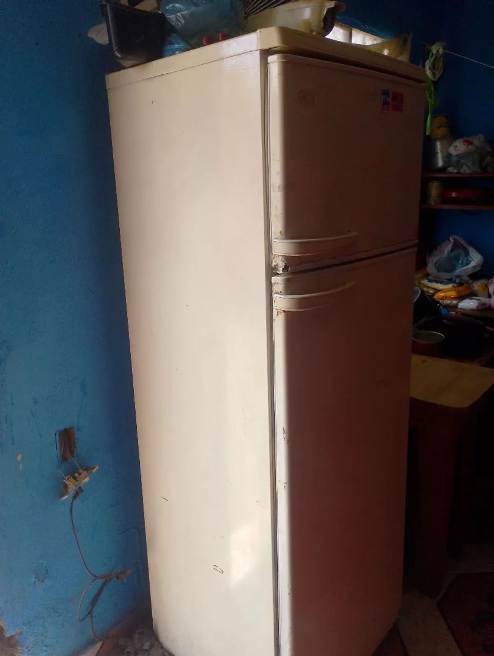 Vende se essa jaladeira top semi nova 