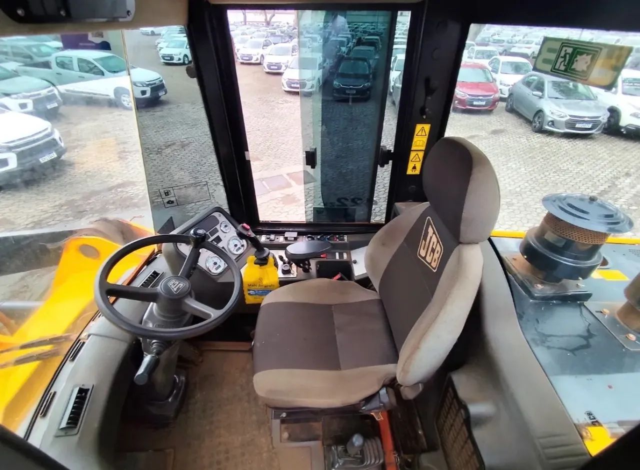 PA CARREGADEIRA JCB 422ZX 2023 - Foto 5