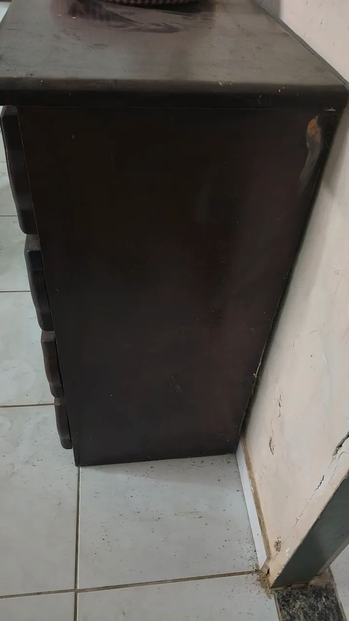 Cômoda de angelim 