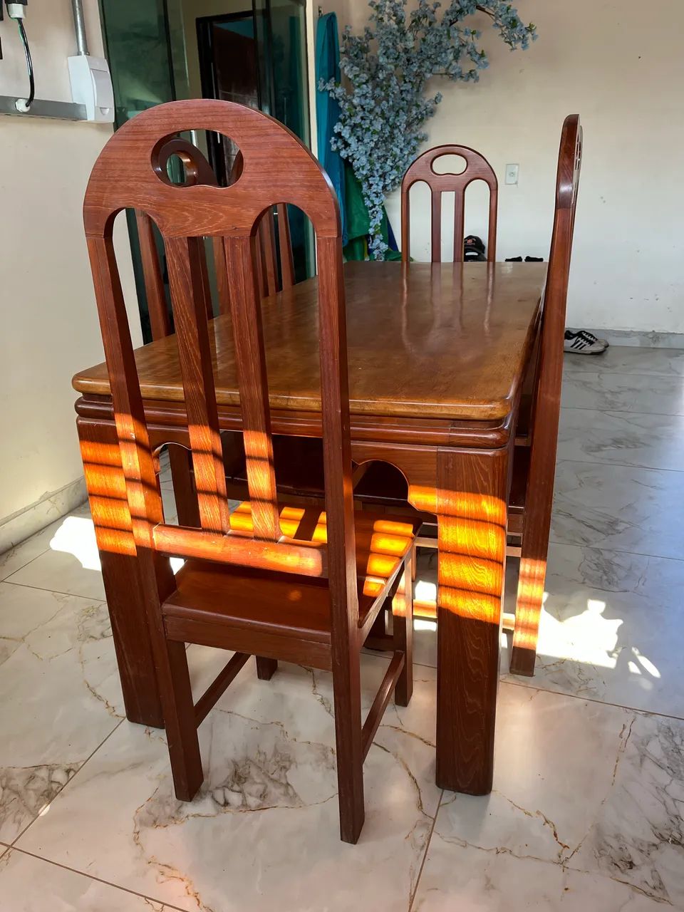 Vendo Mesa de Madeira 