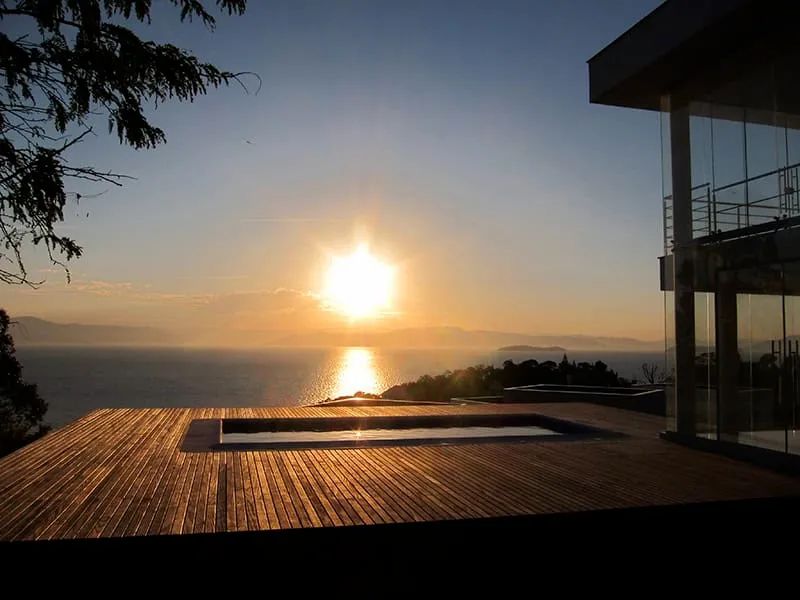 Casa residencial para alugar - Vista mar - Cacupé - Florianópolis/SC.