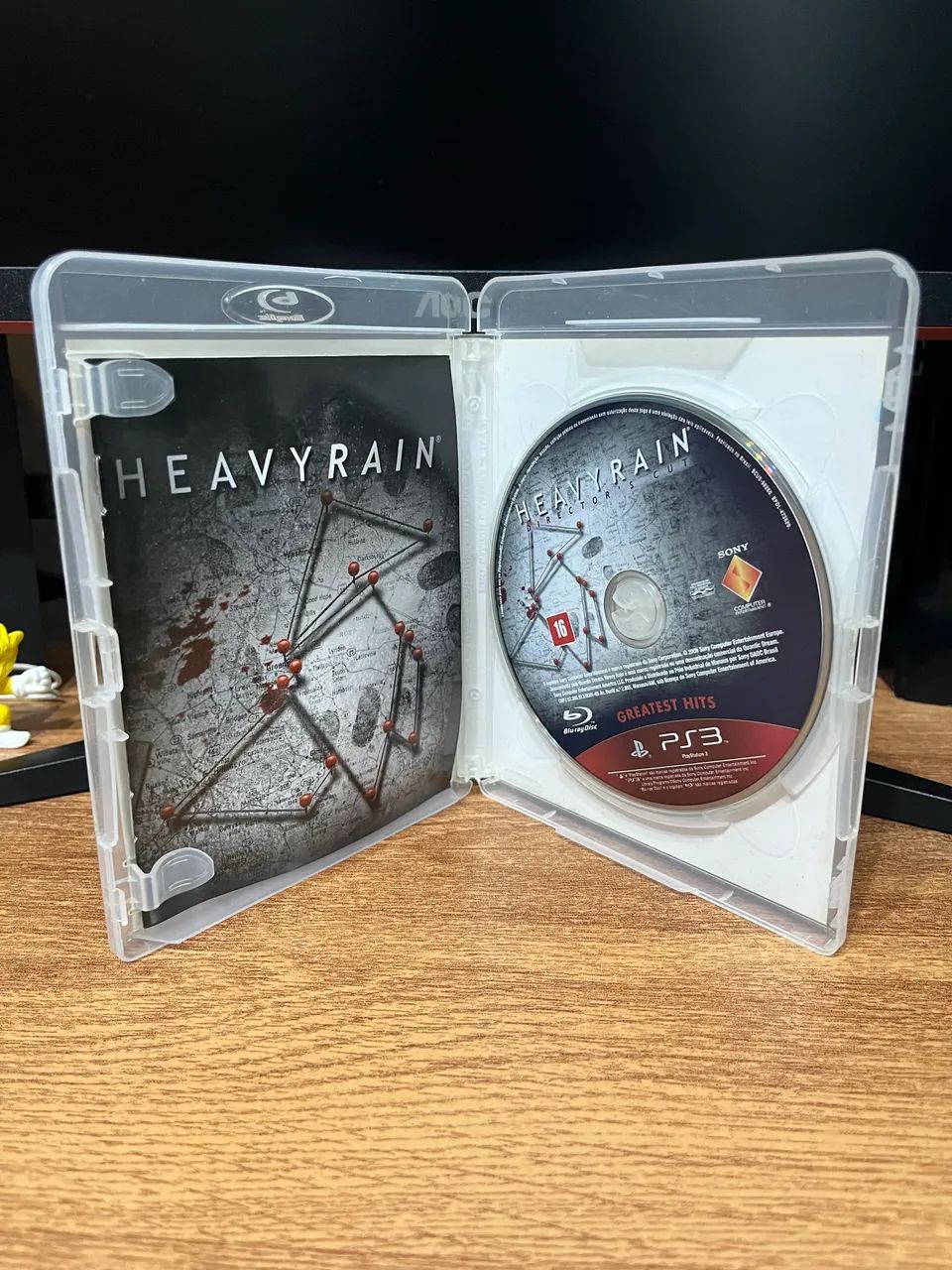 Jogos PS3 - Devil May Cry HD Collection e Heavy Rain - Foto 2