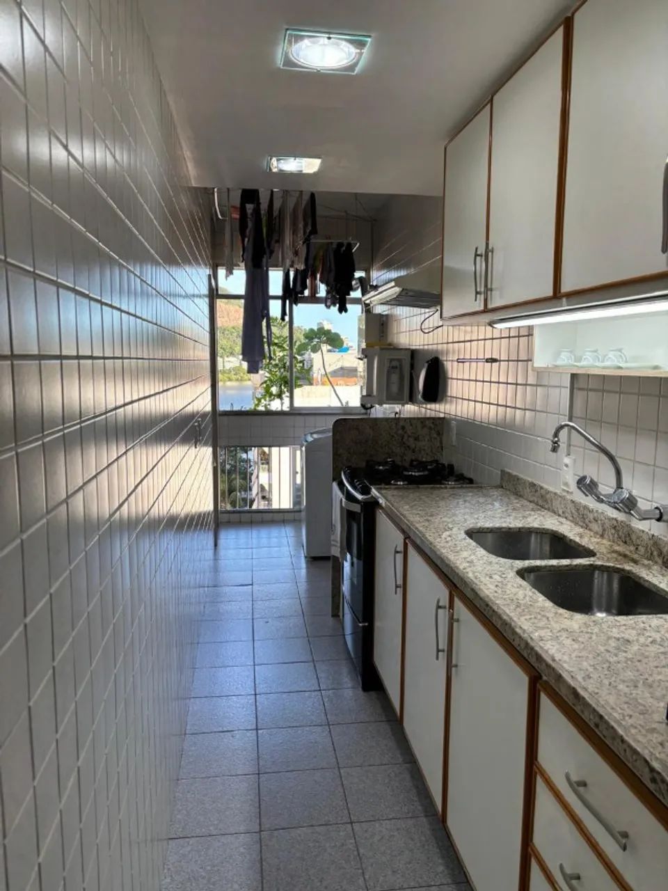 Excelente apartamento 3 qtos, sendo 1 suíte, dependência e duas vagas de garagem. - Foto 8