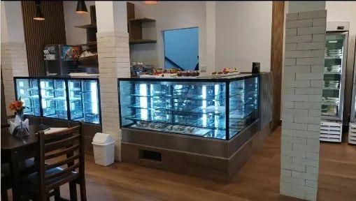 vitrines em inox - Foto 2
