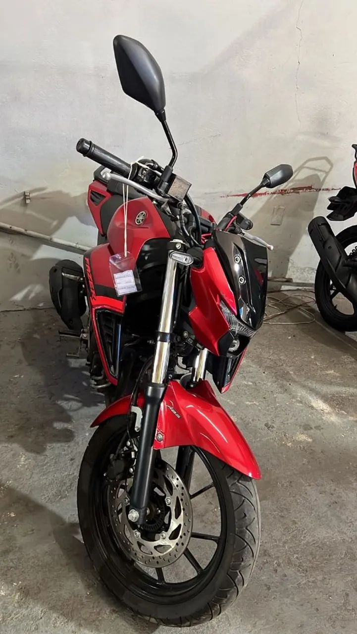FZ25 2023 super nova  - Foto 3