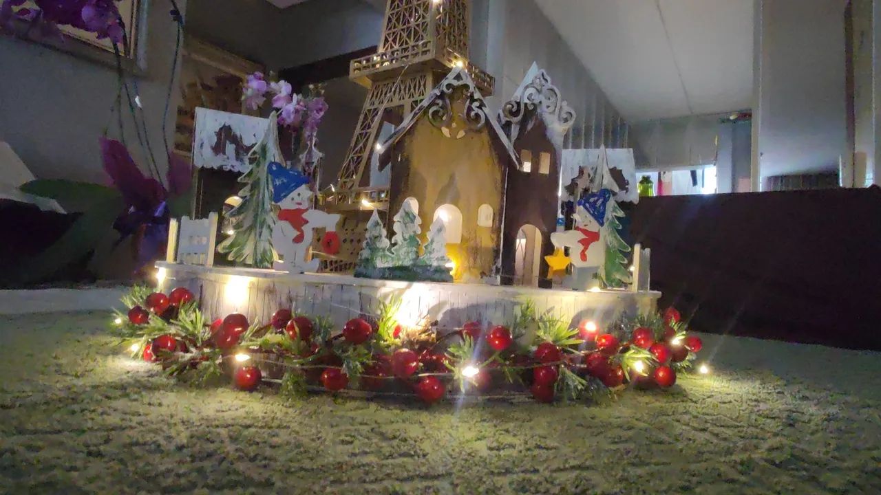 Arranjo com Torre - Tema Natal - Foto 3