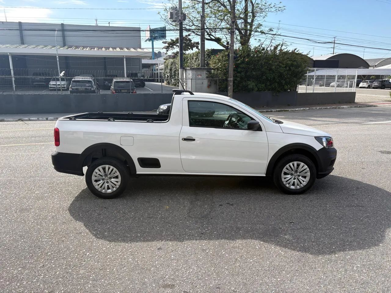 Volkswagen Saveiro Robust 1.6 Total Flex 16V 2023 - Foto 4