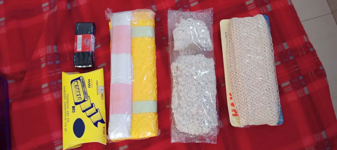 Material para artesanato, renda, fita, bordado inglês 