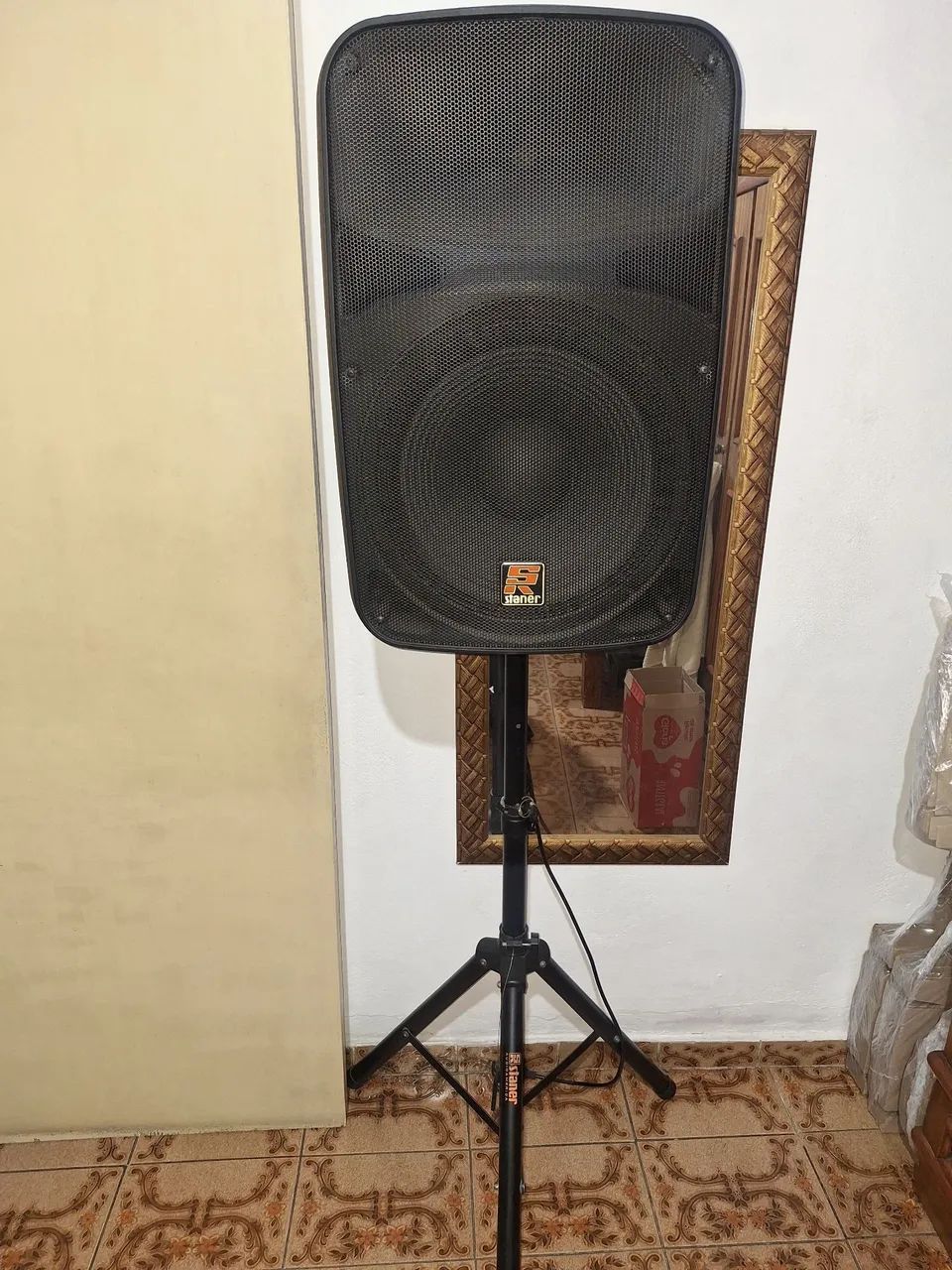 Caixa ativa stanner sr315a 