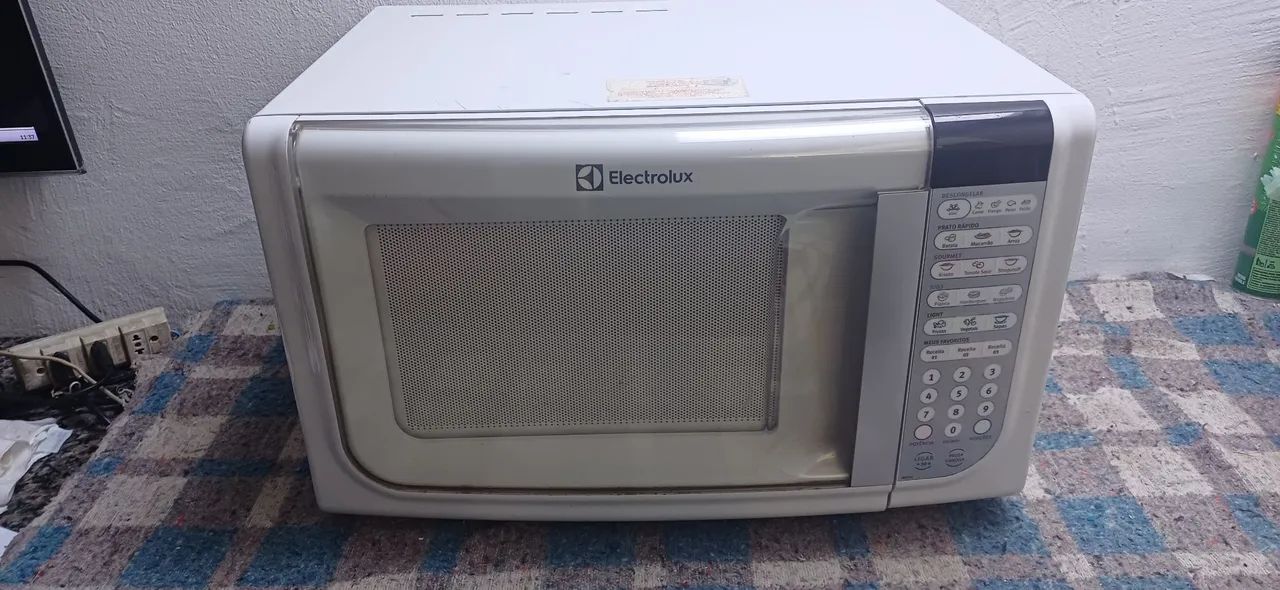Microondas Electrolux 31 litros 220v 