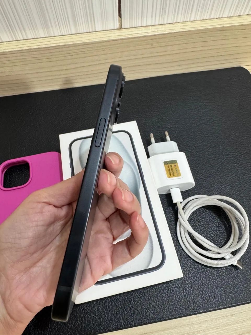 iPhone 15 128g 87% de bateria  - Foto 2