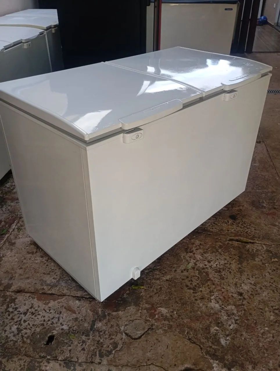 Freezer Electrolux duas tampas 