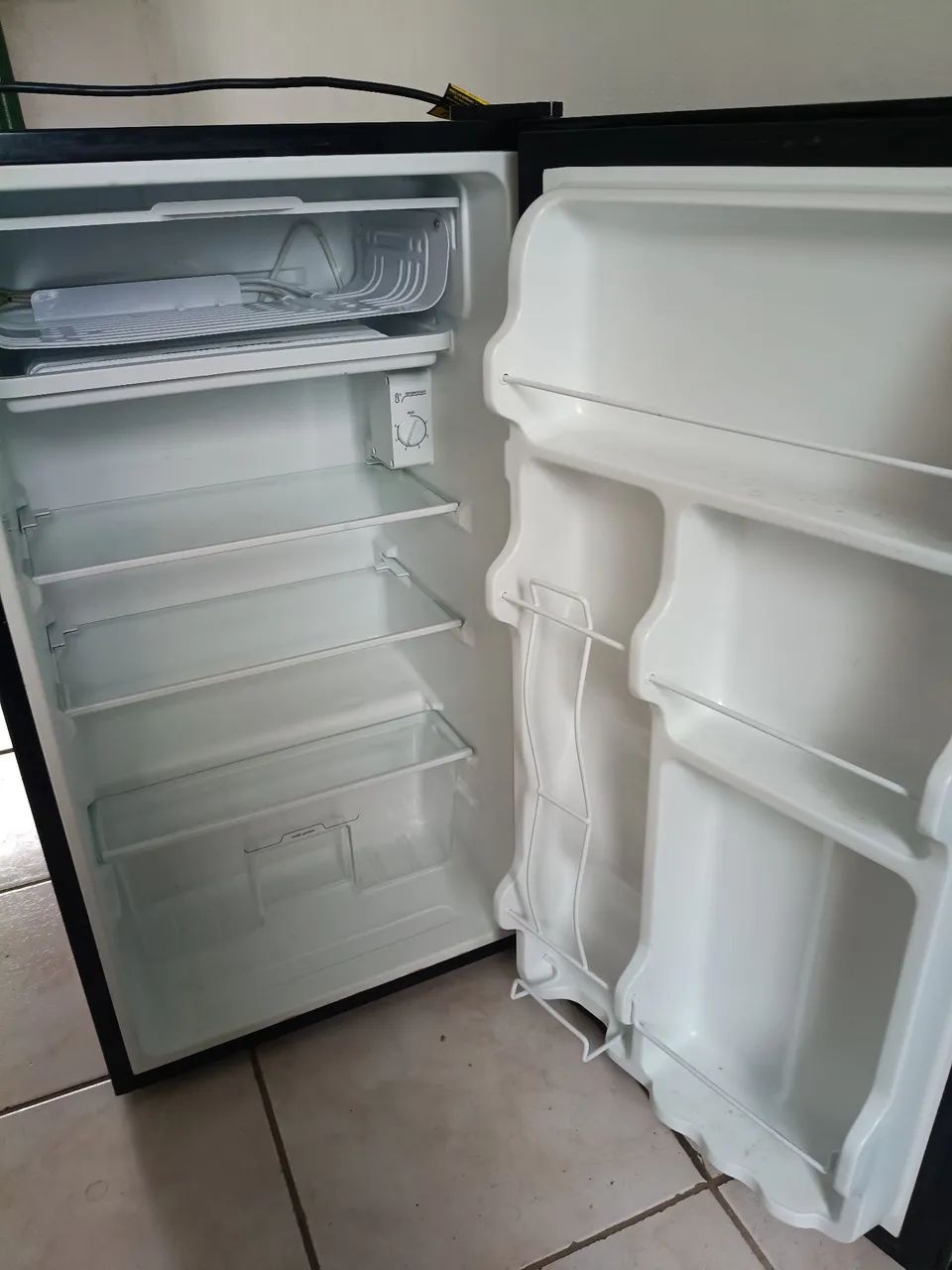 Frigobar Midea 120l Super novo - Foto 4