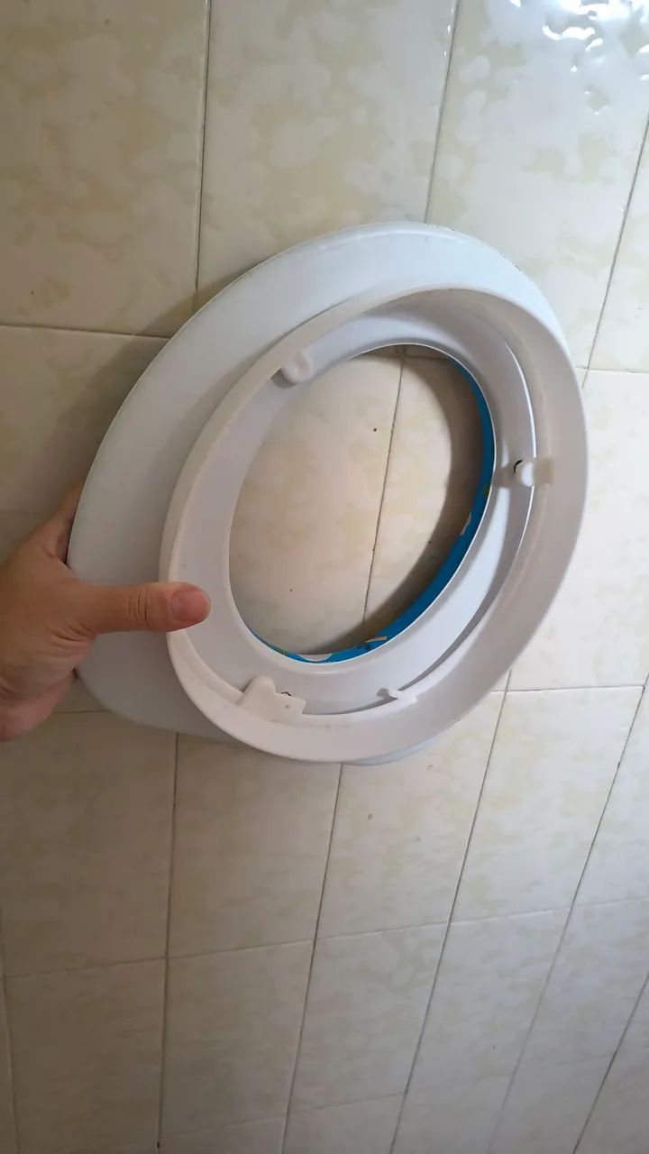 Adaptador assento vaso sanitário infantil  - Foto 2