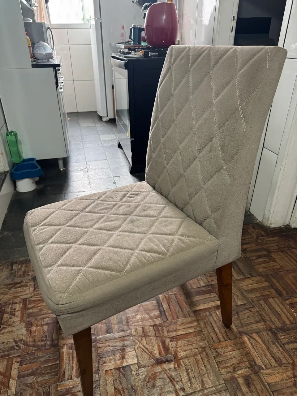 4-Seater Table65568136114179121