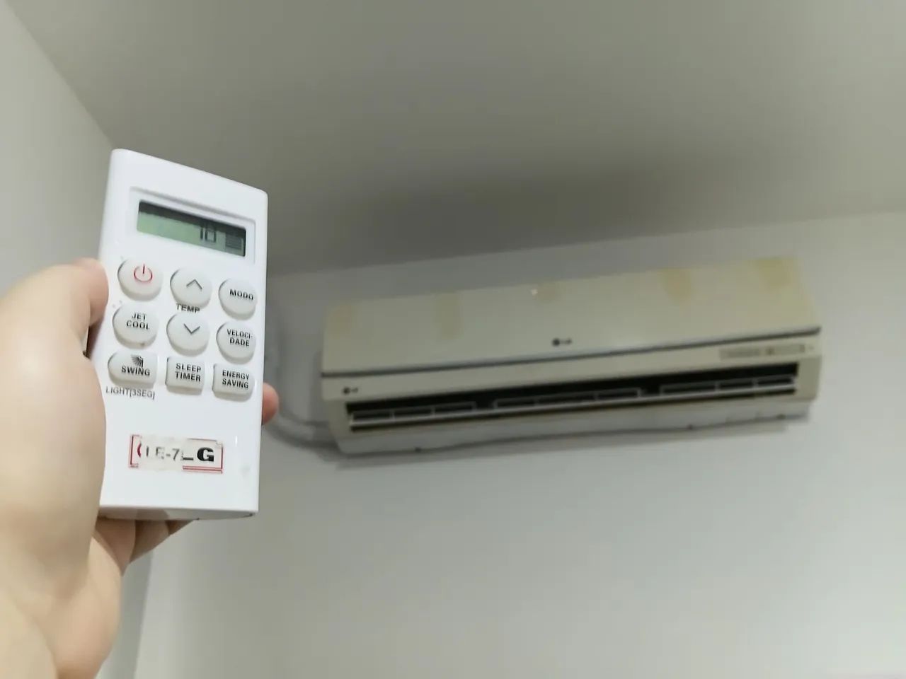 Ar-condicionado Split da marca LG, 9.000 BTUs - Foto 3