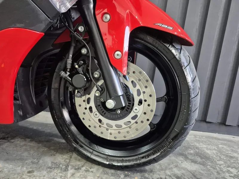 Yamaha NMax 160 cc  - Foto 3