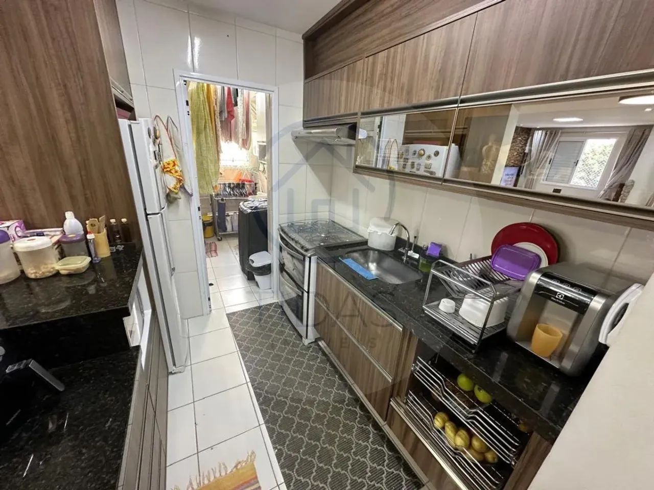 ApartamenTop de 80m² com 2 quartos sendo 1 suíte, varanda com churrasqueira e 1 vaga cober - Foto 2
