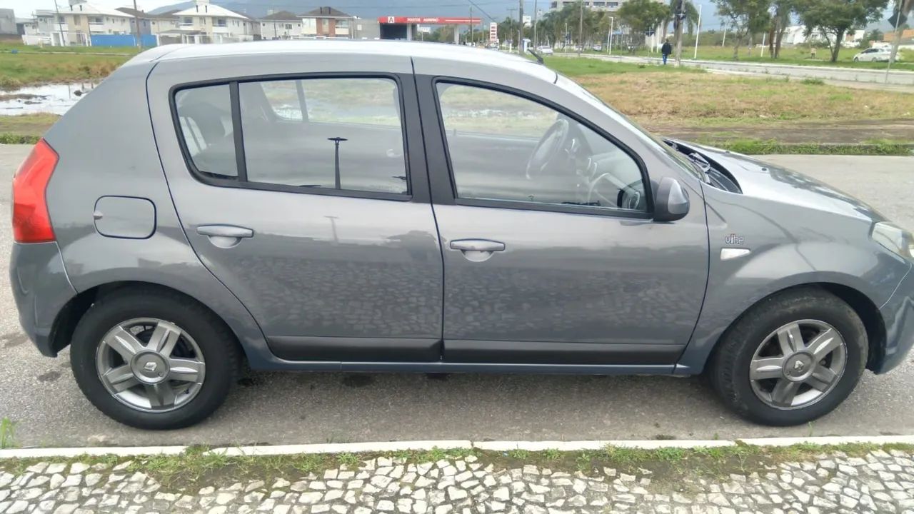 Renault Sandero Expression Hi-flex 1.6 8V 5P 2010 - Foto 4