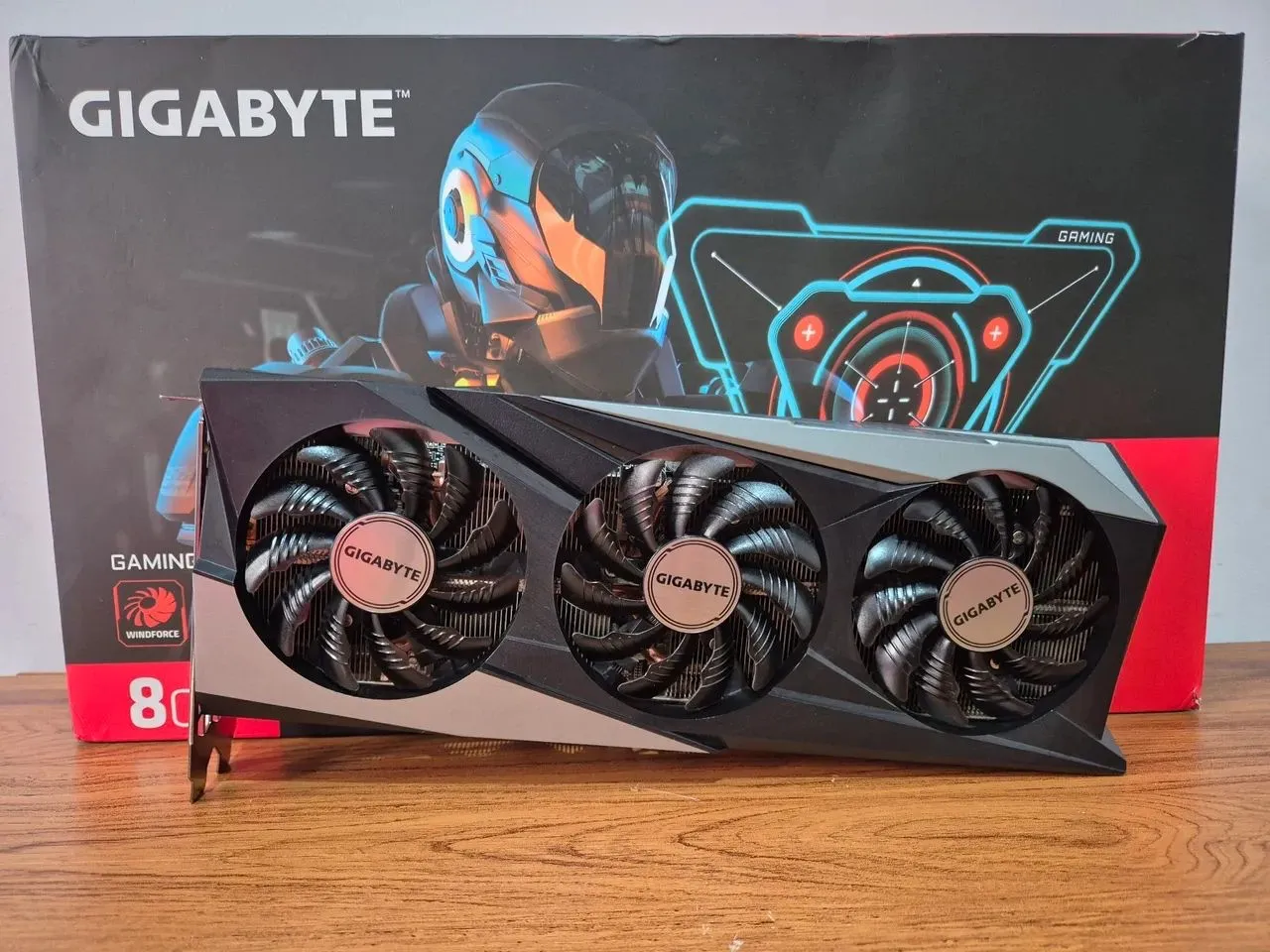 最終値下げ！！！ジャンク品　B450AORUSELITEとryzen5 3600 B450 Aorus Elite + Ryzen 5 3600 + RX 570 4GB + Fonte 500W - Leia