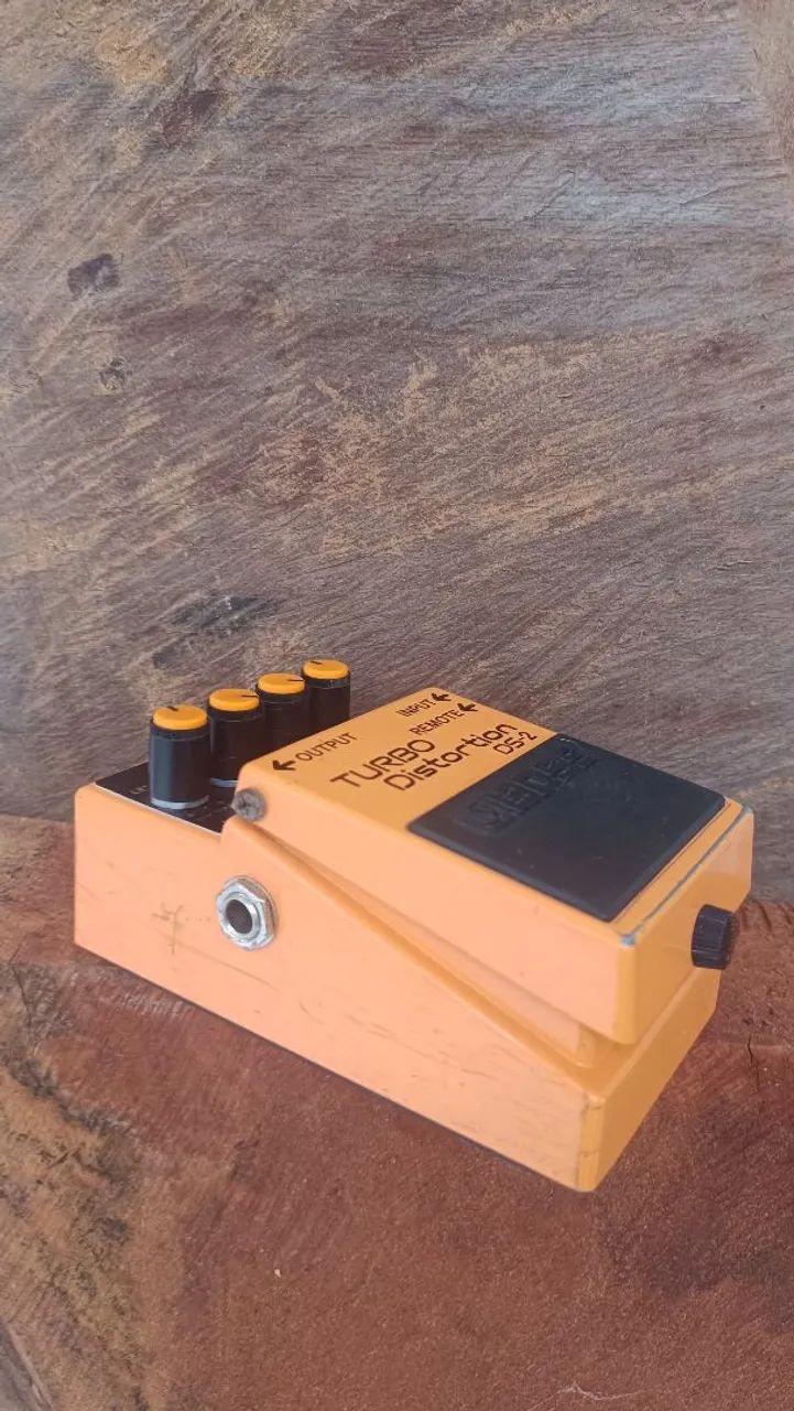 Boss DS-2 Super Distorion Pedal de distorção  - Foto 3