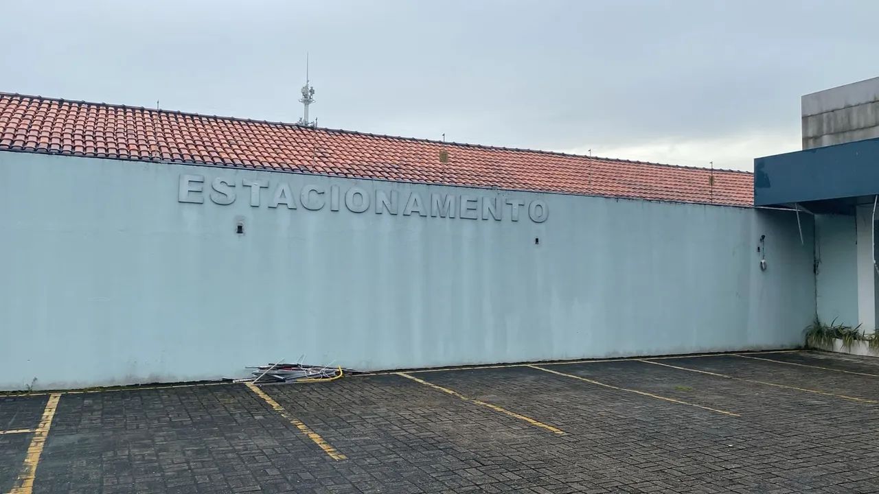 Lojão - Alugo Grande Espaço Comercial - G - Foto 4