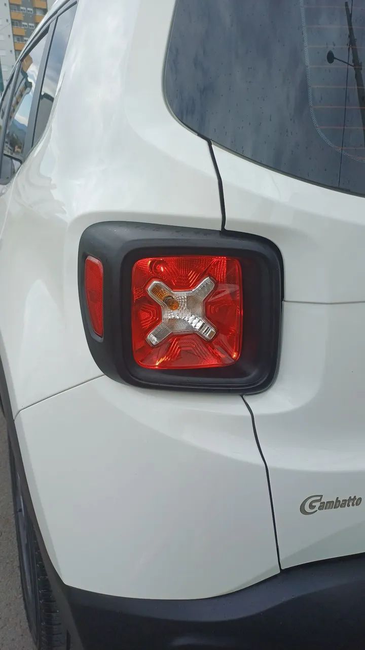 Jeep Renegade STD 1.8 4X2 Flex 16V AUT 2021 - Foto 2