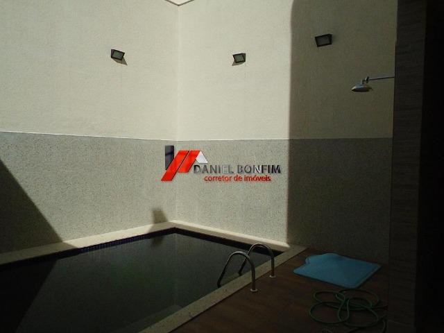 Casa de luxo na ilha com 03 suítes e parte alta do bairro - Foto 19