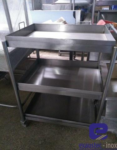 Carro bandeja em inox