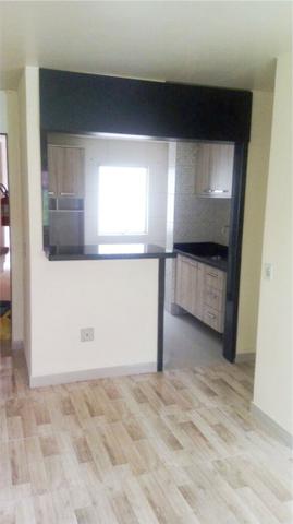 Apartamento na Santa Quitéria, reformado e ótimo local 185.000. Financia e estuda proposta - Foto 4