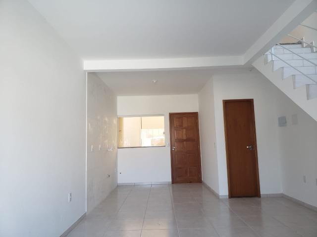 Lindo Sobrado Em Forquilhas Com Ótimo Preço e Acabamento