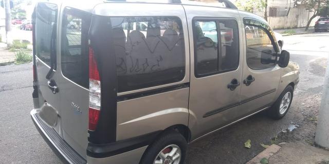 Doblo ELX 1.6 16V Completa 2002. 7 lugares - Foto 5