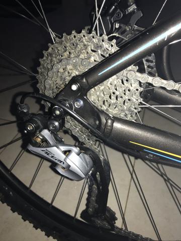 Bicicleta specialized rockhopper aro 29 - Foto 4