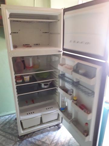 Geladeira frost Free R$400 - Foto 3