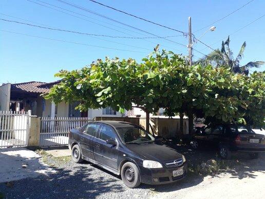 Alugo casa para o ano novo e temporada em Barra Velha Sc whats *