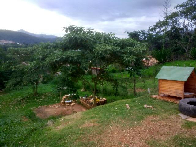 Duas Casas de 2 quartos com água e luz independentes e jardim em terreno de 1000m2 - Foto 20